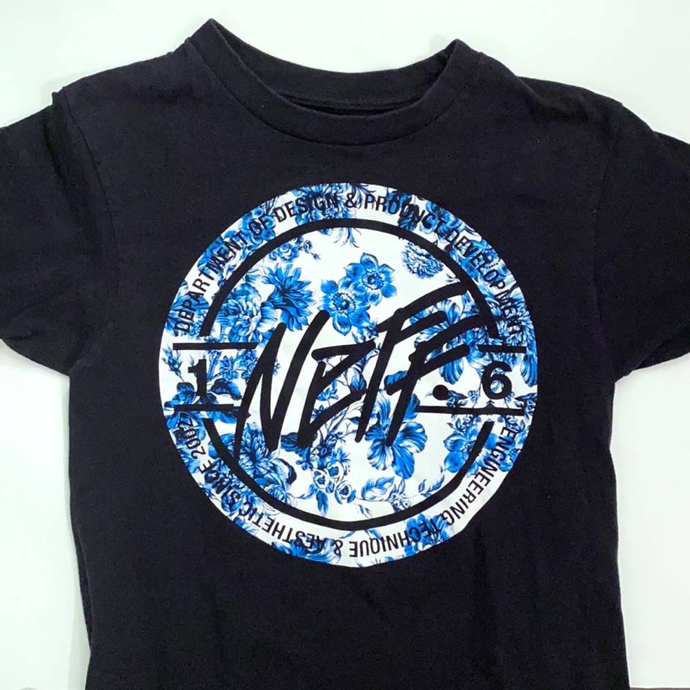 Neff Graphic T-shirt